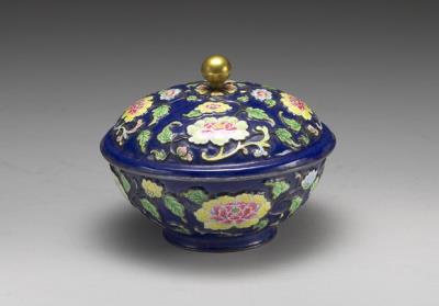 图片[2]-Silver lidded bowl with Western lotuses in painted enamels, Qing dynasty, Kangxi reign (1662-1722)-China Archive